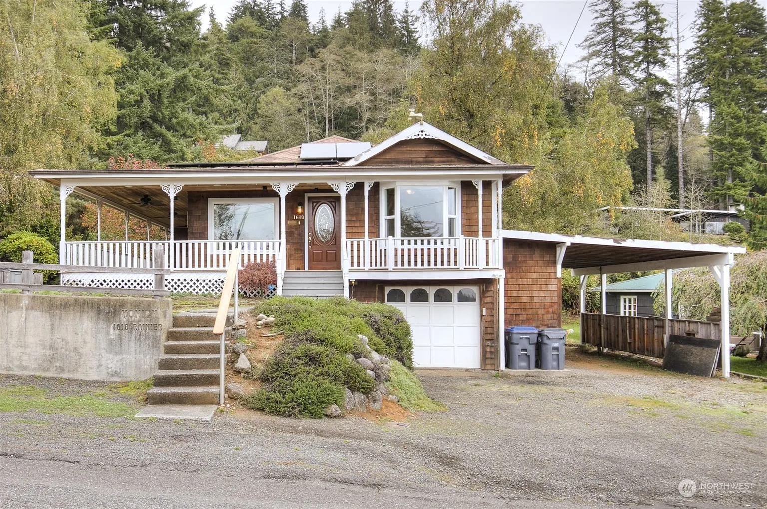 1618 Ranier Street photo 1