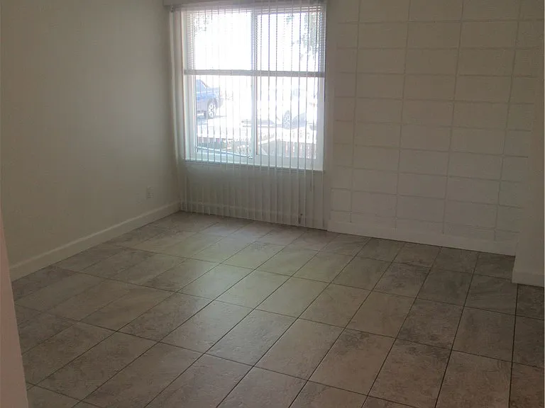 357 E Van Wagenen St #0 — Photo 6