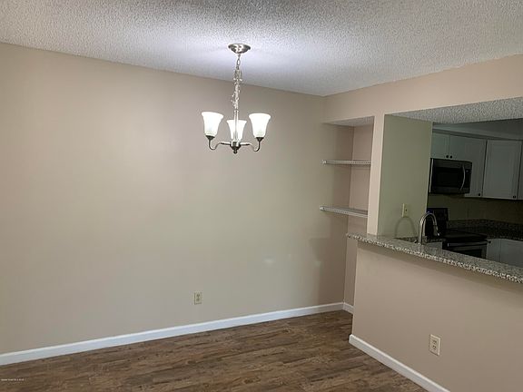 3rd image of 987 Sonesta Ave NE APT 208