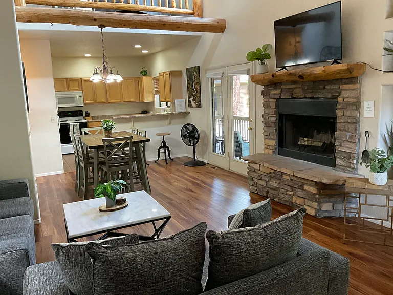 4495 Stone Pine Dr — Photo 2