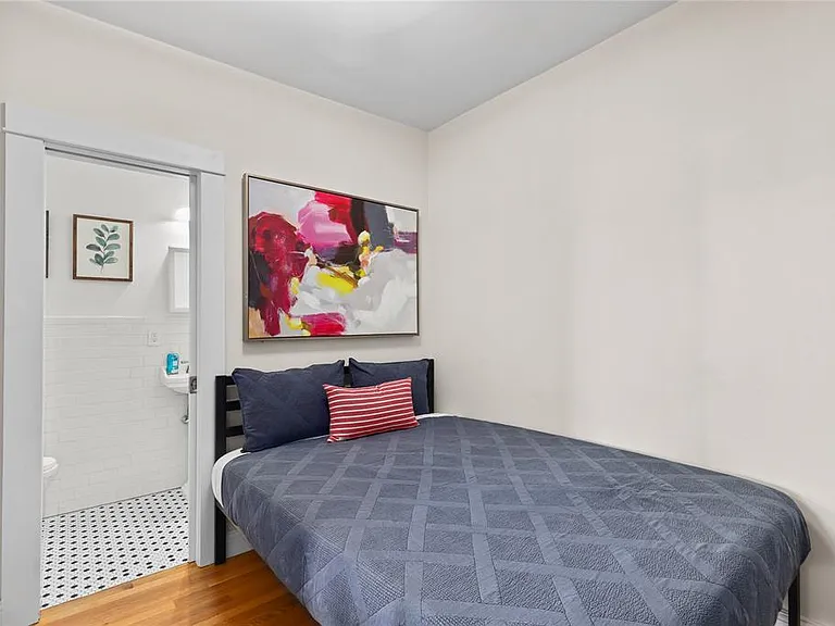 20 Ridge St #1 — Photo 7