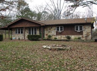 8051 Illinois Rd, Houston, MO 65483