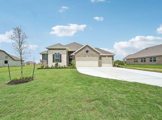 220 Dunovant Dr, Sealy, TX 77474