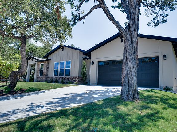 This is a to be built home. These photos are representative of the final finishes and interiors.