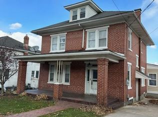 49 Locust Grove Rd, York, PA 17402