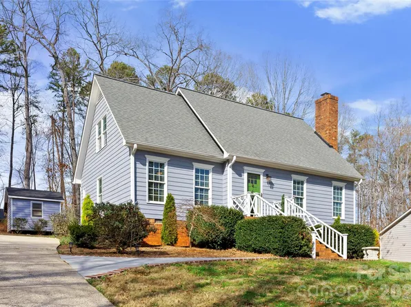 39 Bowen Dr, Belmont, NC 28012