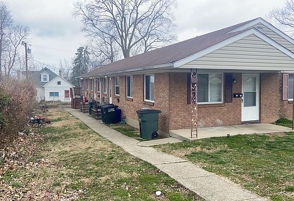 3rd image of 1431 Huffman Ave #C