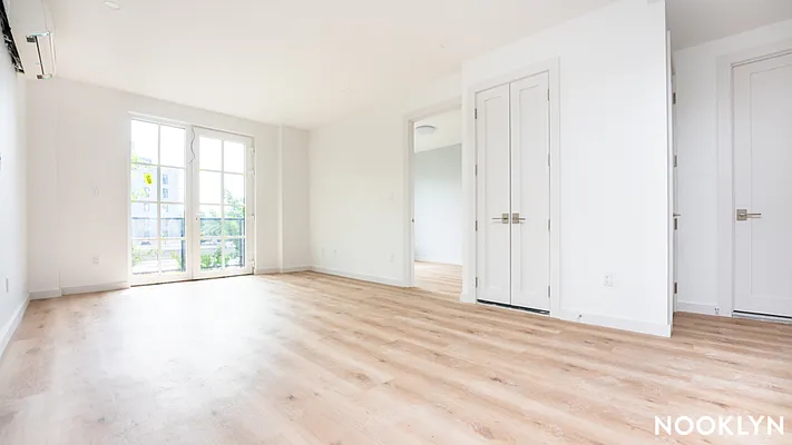 Rented by Nooklyn NYC LLC | media 64