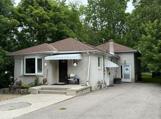 18 Irwin Ave #BASEMENT, Aurora, ON L4G 3G2