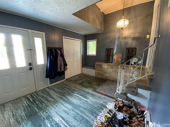 2nd image of 1511 W Fair Ave