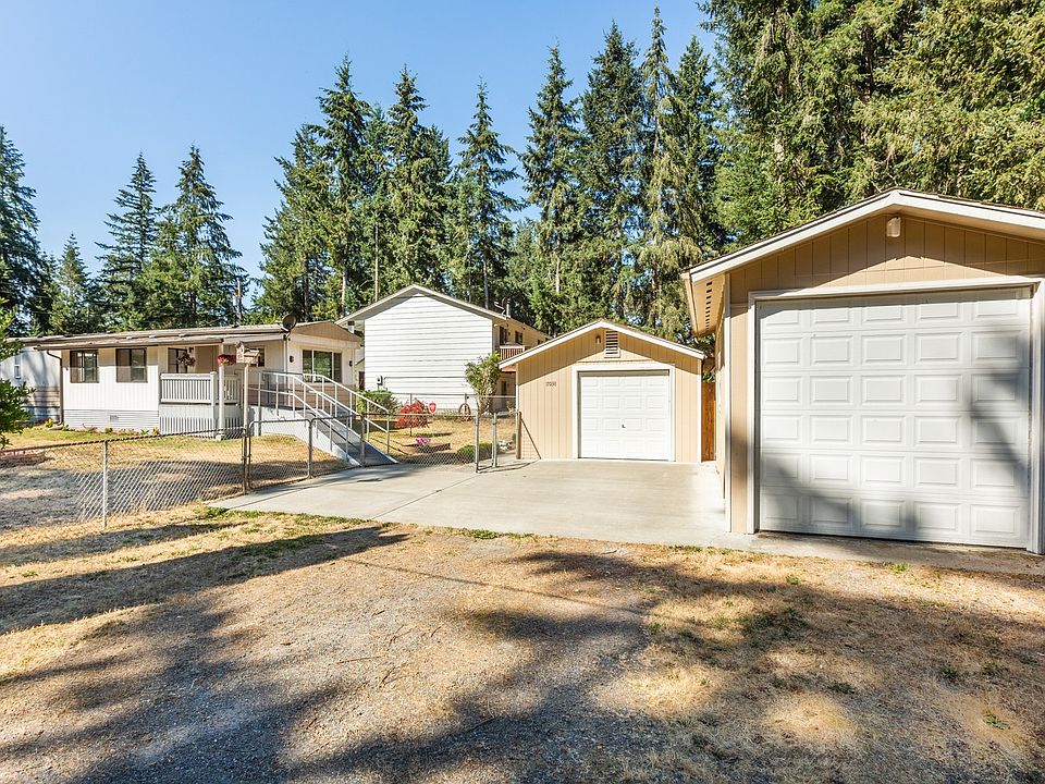 1st image of 17038 Heather Ln SE