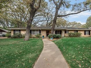 2200 Dartmouth Ln, Corsicana, TX 75110