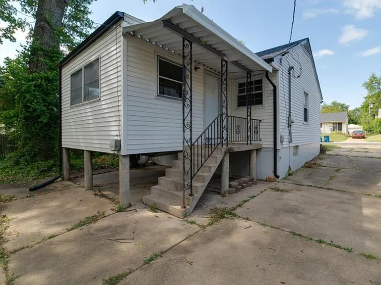 232 Cameron Rd — Photo 20