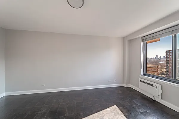 Rented by R New York | media 17