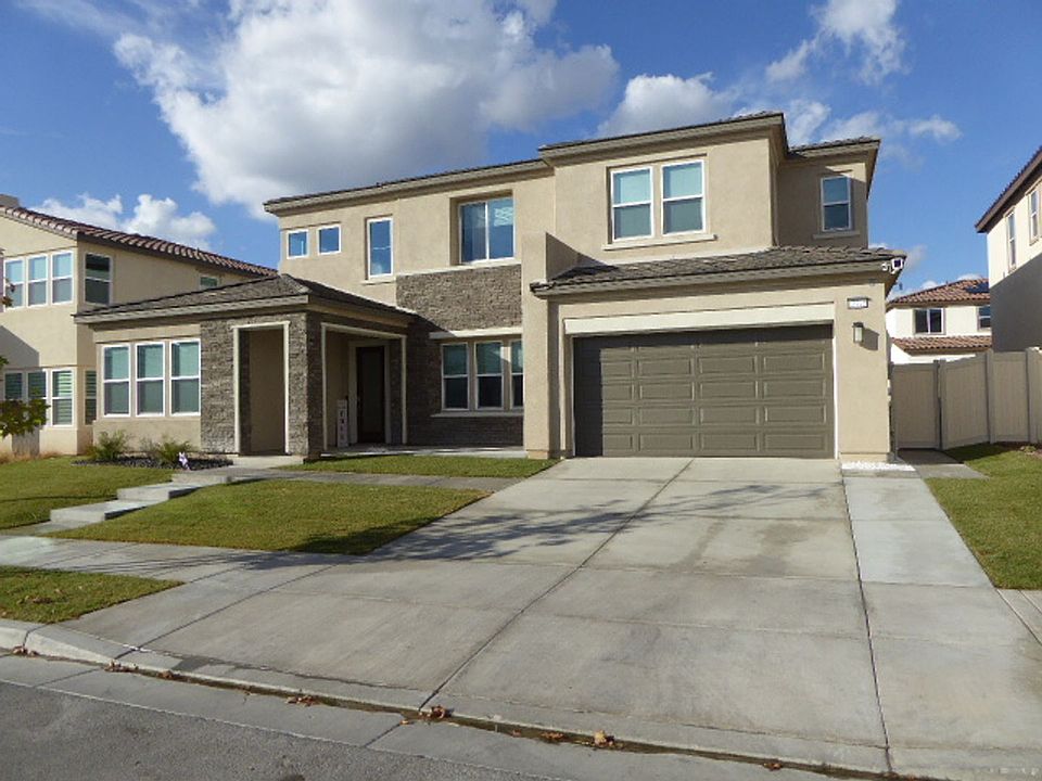 1st image of 17715 Hillside Pl