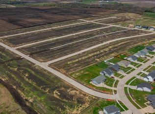 607 Wildflower Dr, Huxley, IA 50124
