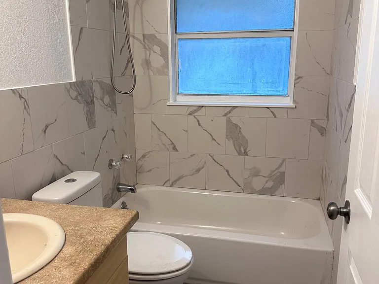 8638 Allamanda St — Photo 13