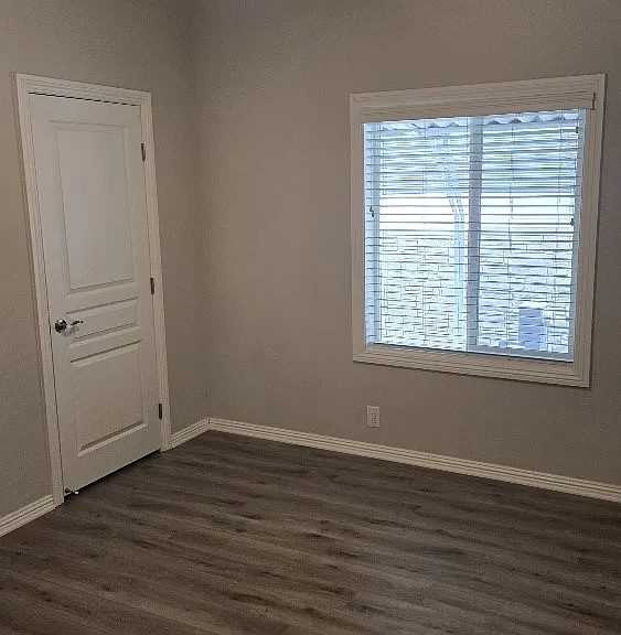 1361 Shadowglen Way — Photo 13