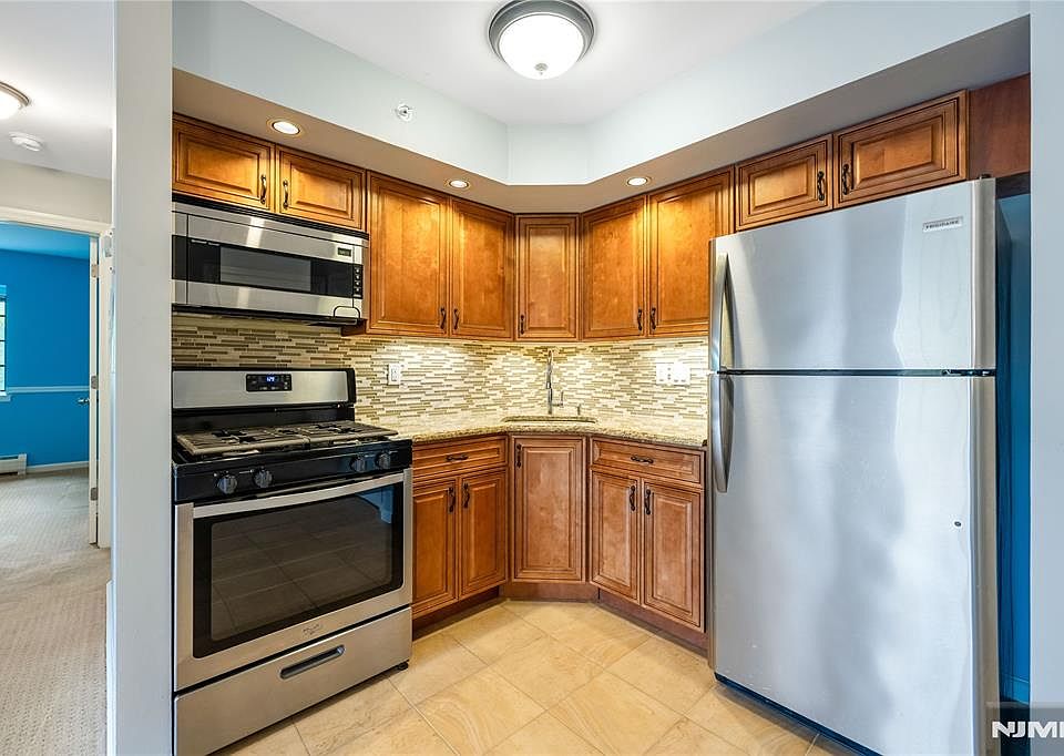 1st image of 1409 Faulkner Ct