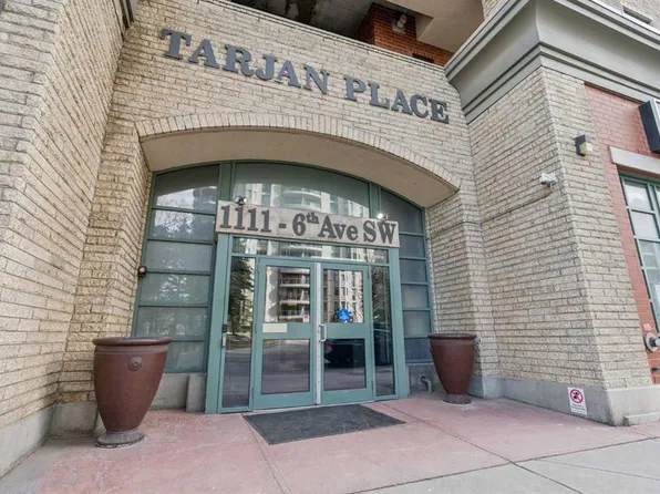 1111 NW 6th Ave SW #1408, Calgary, AB T2P 5M5