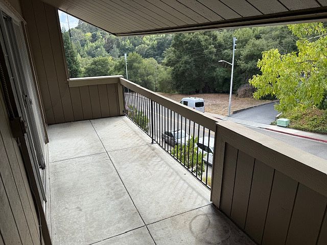 1st image of 2055 Ascot Dr