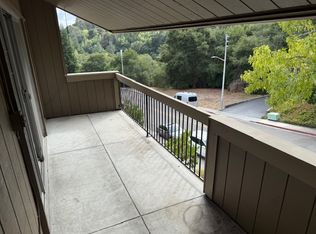 2055 Ascot Dr, Moraga, CA 94556