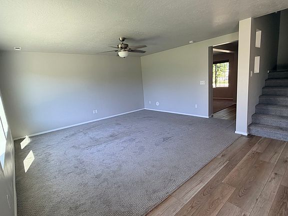 3rd image of 659 W Wolf Willow