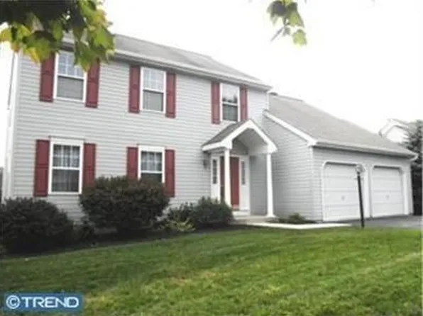 1110 Stonehenge Dr, Reading, PA 19606