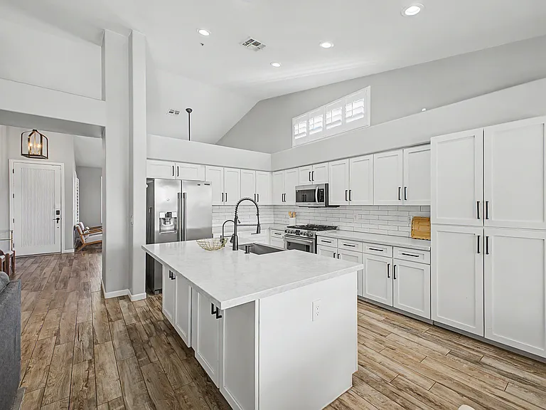 14736 N 100th Pl — Photo 12