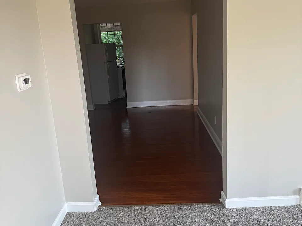 4419 W Broadway #4