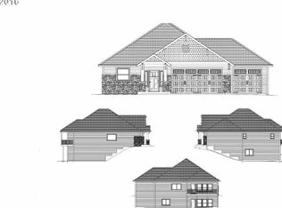 474 Mountaingate Dr, Springfield, OR 97478