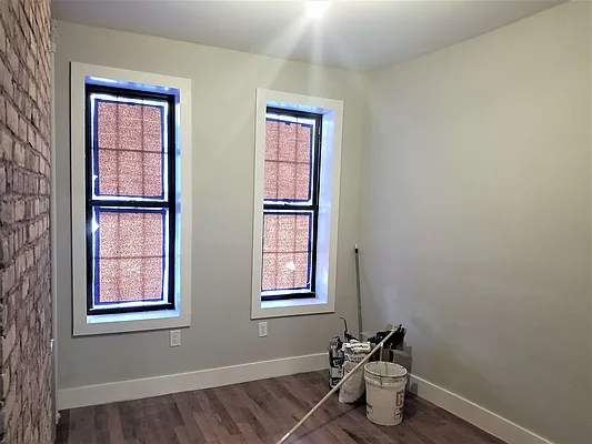 Rented by The Hamilton Group | media 15