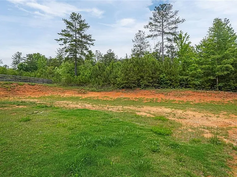 80 Whitley Ct — Photo 26