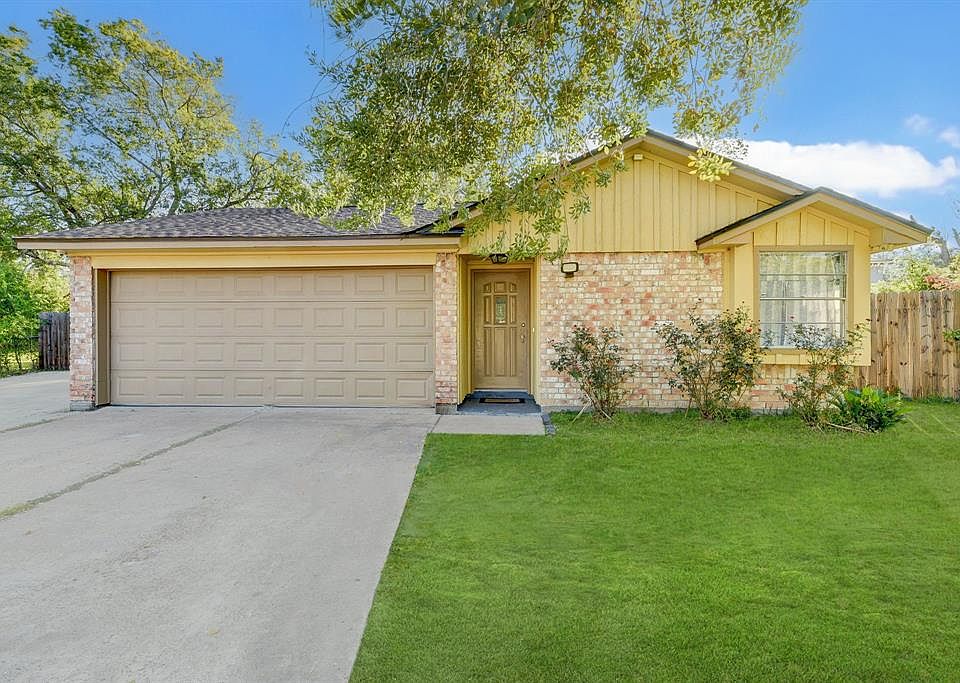 1st image of 419 Hollyvale Drive