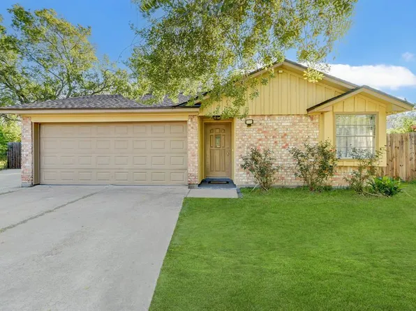 419 Hollyvale Drive, Houston, TX 77060