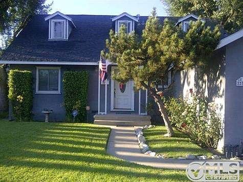3rd image of 22741 Haynes St