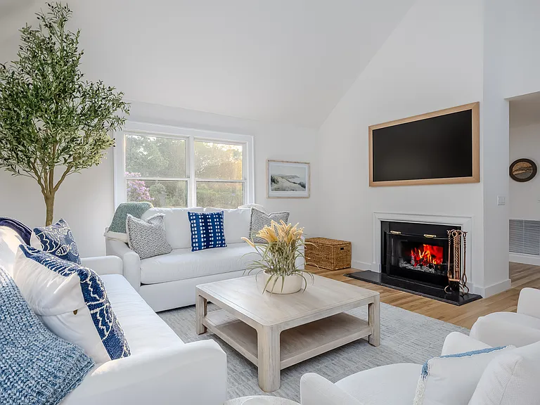 12 Knoll Rd — Photo 17