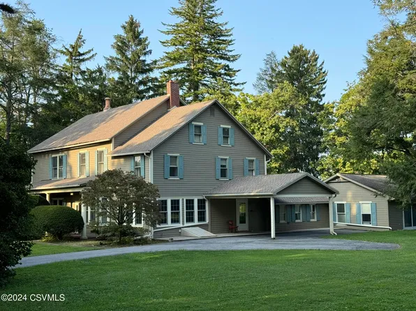 130 S 13th St, Lewisburg, PA 17837