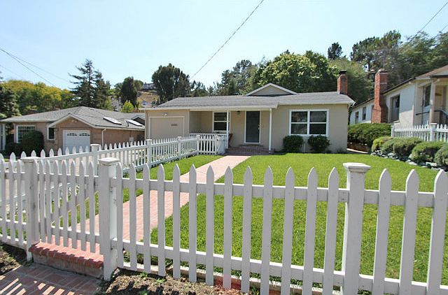 1st image of 2565 San Carlos Ave