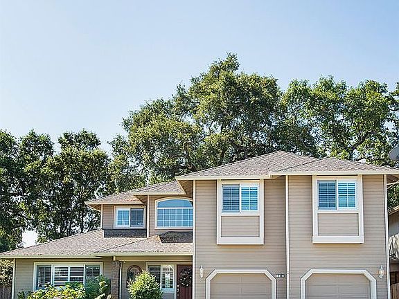 3rd image of 586 Peppertree Dr