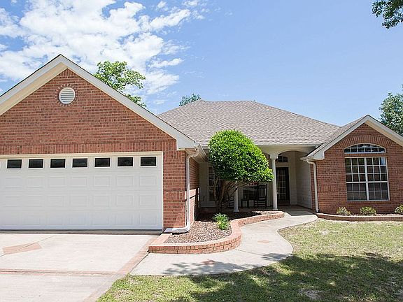 3rd image of 16861 Terrebonne Dr