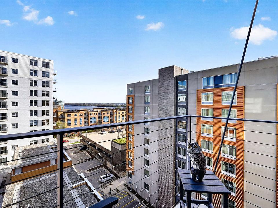 1st image of 309 W Washington AVENUE #700