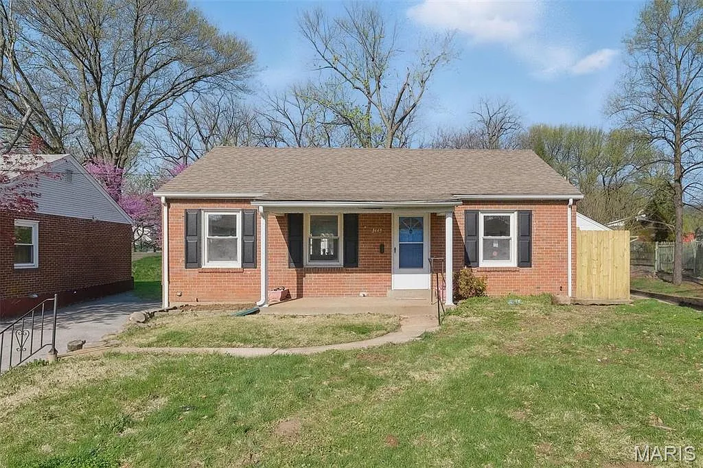 3443 Lindscott Ave photo 1