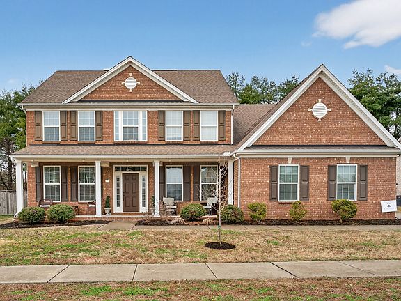 2nd image of 601 Goodman Dr