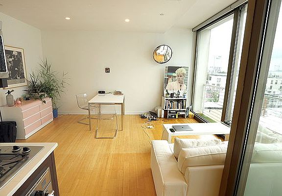 2nd image of 285 Driggs Ave APT 7A