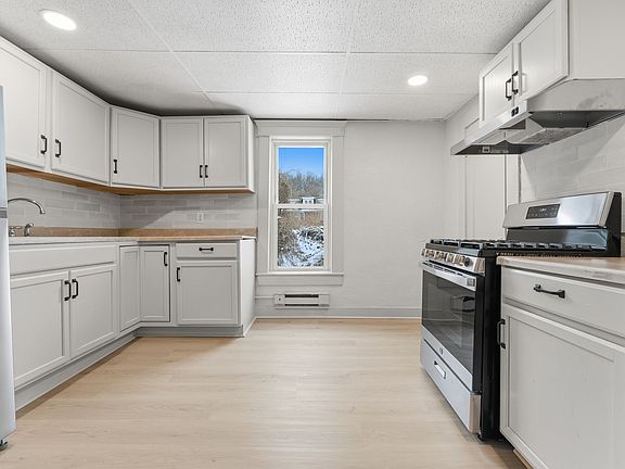 2nd image of 16 Flint St APT 202