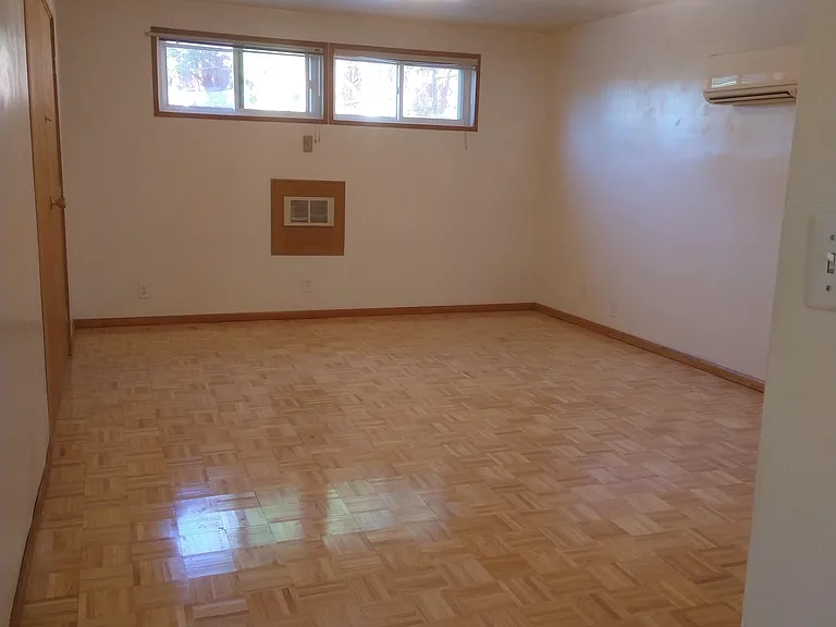 1105 Bonilla Dr — Photo 22