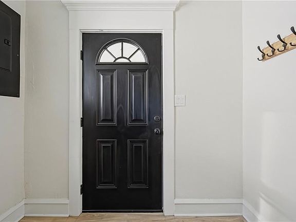 5th image of 1329 22nd St