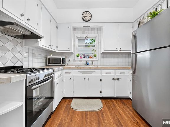4th image of 9 Cambridge Avenue