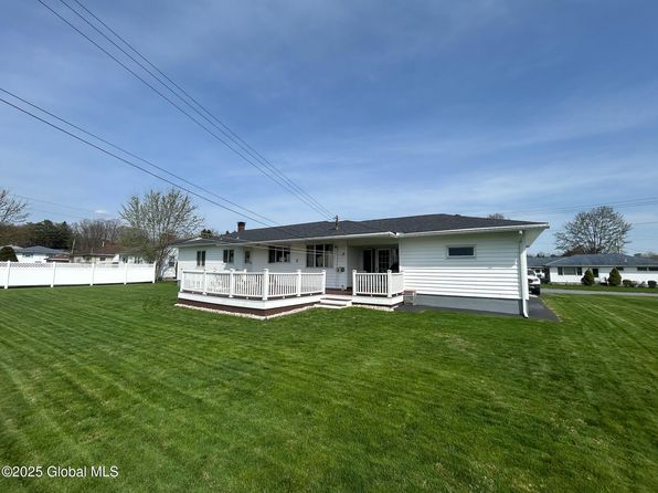 16 Peter Lane, Amsterdam, NY 12010